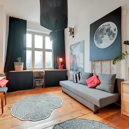 Апартаменти Artstay