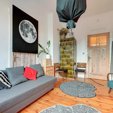 Artstay